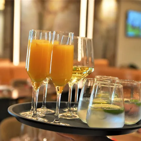 The 7 Hotel, Suites, & 3* Lisbon