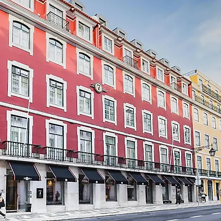 The 7 Hotel, Suites, & Лиссабон