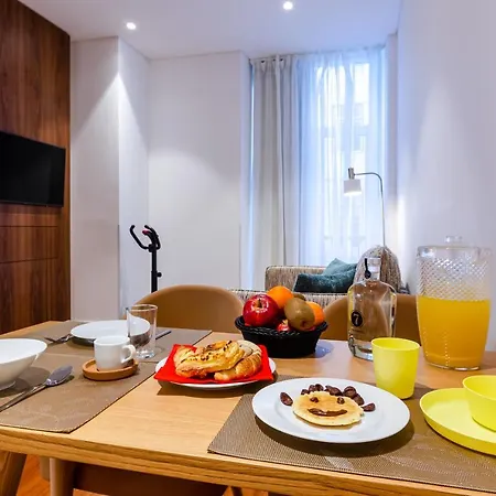 The 7 Hotel, Suites, & 3* ליסבון