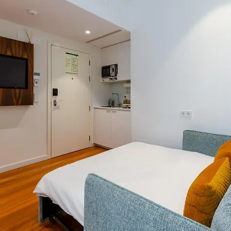 The 7 Hotel, Suites, & Lisboa