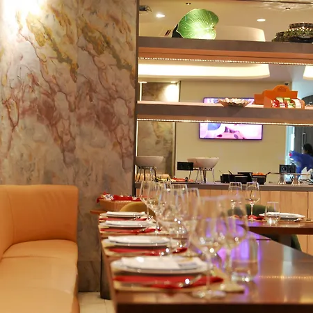 The 7 Hotel, Suites, & Lisboa