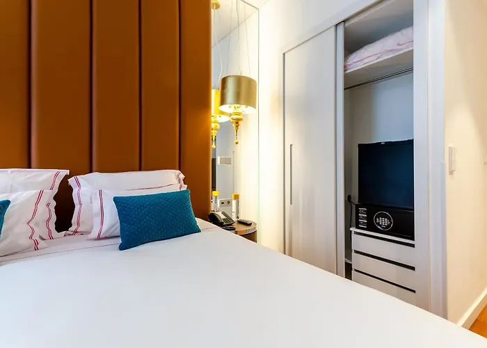 The 7 Hotel, Suites, & מלון ליסבון