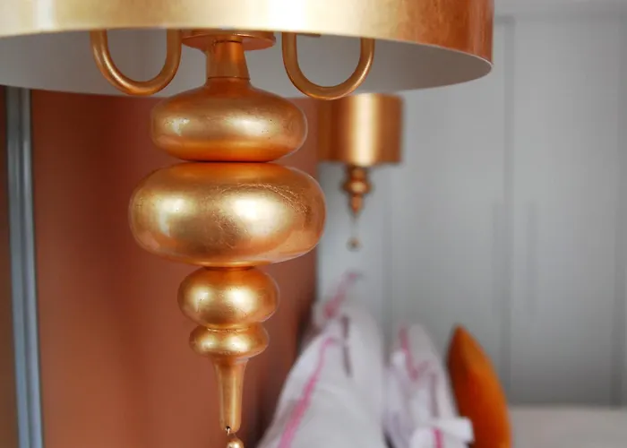 מלון The 7 Hotel, Suites, &