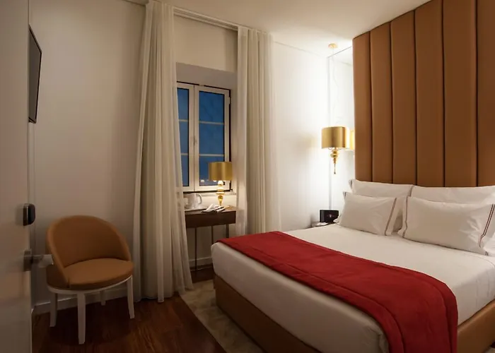 The 7 Hotel, Suites, & מלון 3*