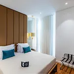 The 7 Hotel, Suites, &