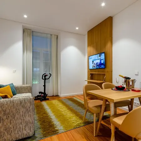 The 7 Hotel, Suites, & Lisboa
